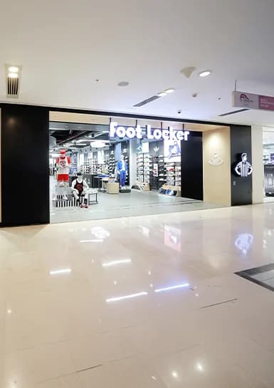 FOOT LOCKER